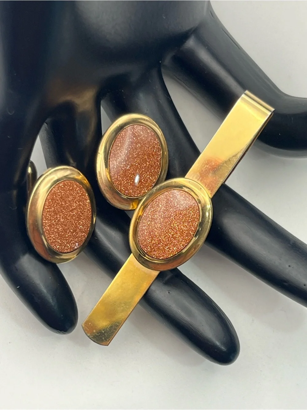 Goldstone copper sparkle stone oval cabochon cufflinks & tie clip vintage set